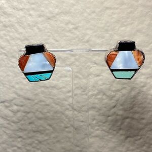 Vintage Zuni inlay turquoise coral  basket Screwback earrings